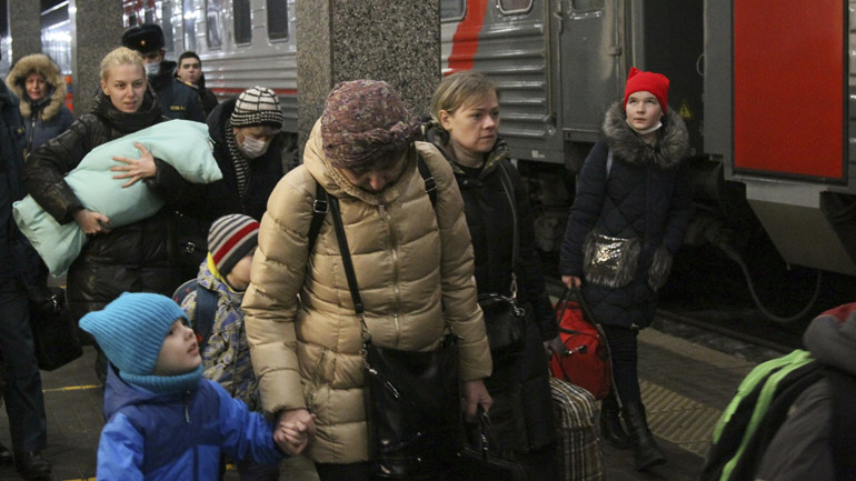 Η Γαλλία καλεί τους πολίτες της να εγκαταλείψουν την Ουκρανία