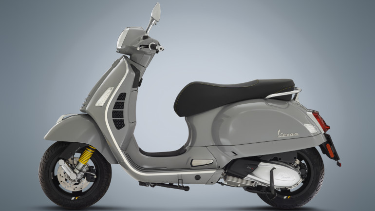 Η GTS 300 Super Tech στον χρωματισμό Grigio Delicato Matt.