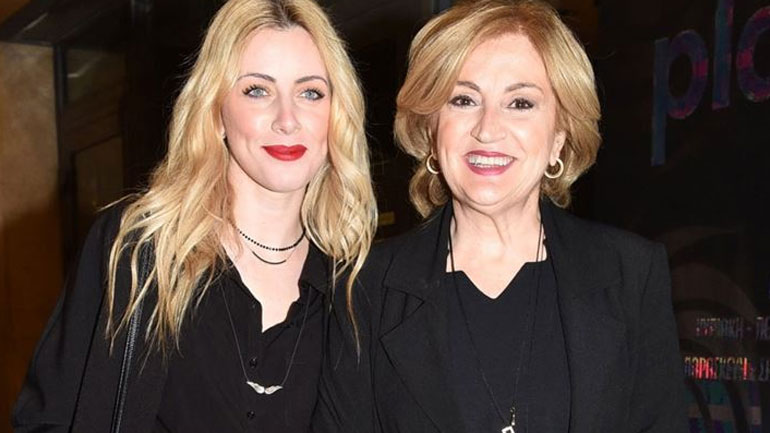 Υρώ Μανέ: Σπάνια δημόσια εμφάνιση με την κόρη της Φαίδρα