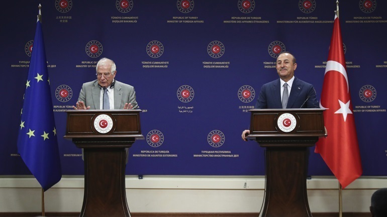 Επικοινωνία Μπορέλ-Τσαβούσογλου για την επίθεση της Ρωσίας στην Ουκρανία