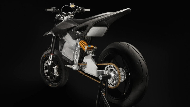 Απίθανο επίπεδο μηχανολογίας πάνω στη μοτοσικλέτα της Axiis Engineering Art.