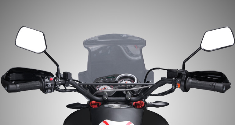 Αναλογικά όργανα και μεγάλη ζελατίνα για προστασία από τα στοιχεία της φύσης.