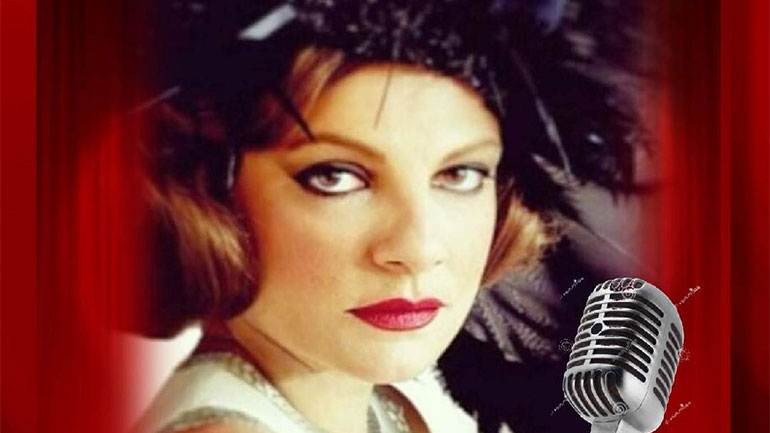 Η Τάνια Τρύπη στο Αntico bar restaurant