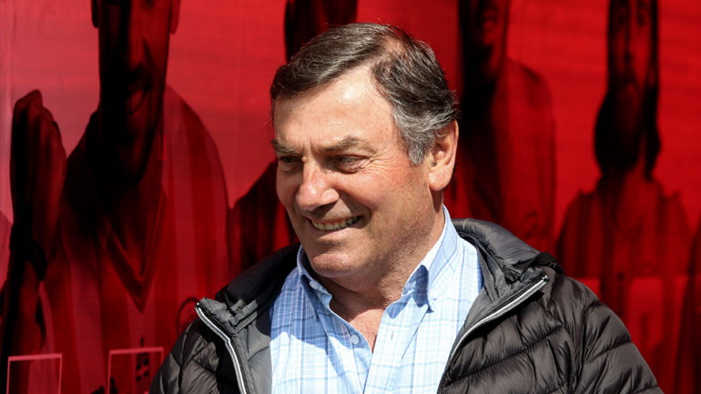 Επέστρεψε για πέμπτη φορά στον Απόλλωνα Σμύρνης ο Τεννές!