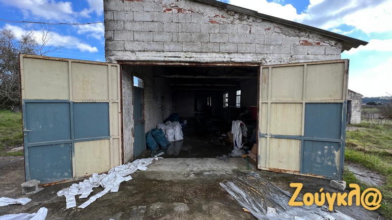 Πυρκαγιά σε αποθήκη με λιπάσματα στο Καπανδρίτι