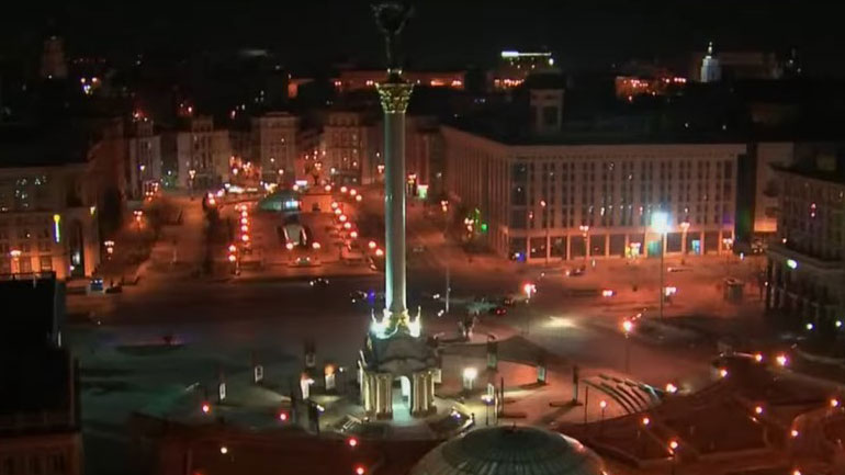 Ήχησαν και πάλι οι σειρήνες στο Κίεβο – Δείτε Live εικόνα