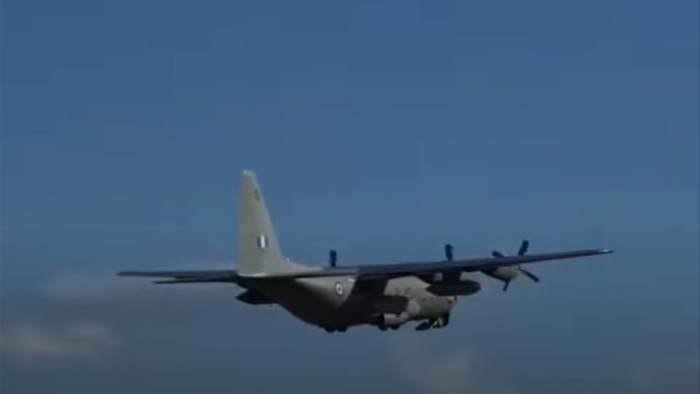 Αναχώρησαν τα δύο C-130 με τον στρατιωτικό εξοπλισμό για την Ουκρανία