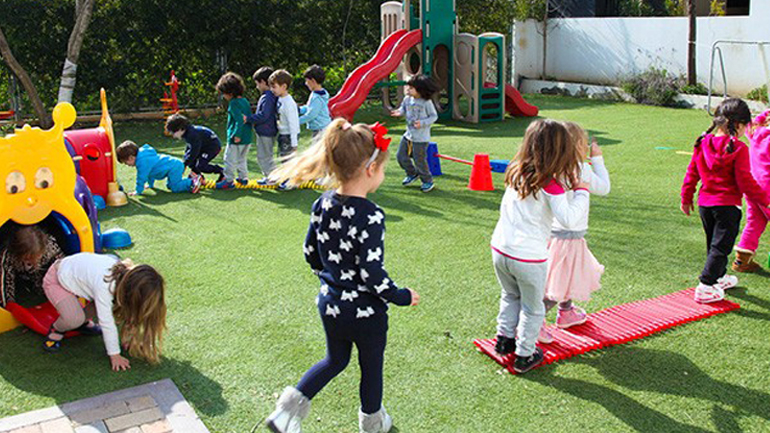 Αντιπολεμικό μήνυμα από παιδάκια του 5ου νηπιαγωγείου Λουτρακίου