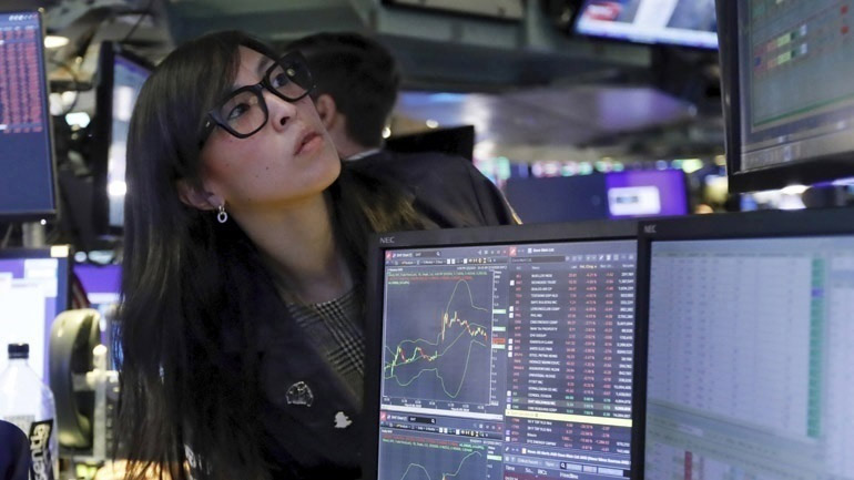 Μεικτά πρόσημα στη Wall Street