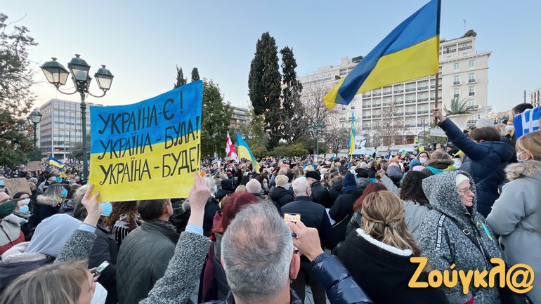 Αντιπολεμικές συγκεντρώσεις σε Σύνταγμα και Προπύλαια