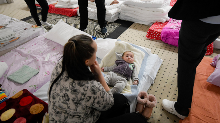 Ουκρανία: 660.000 πρόσφυγες κατέφυγαν ήδη στις όμορες χώρες