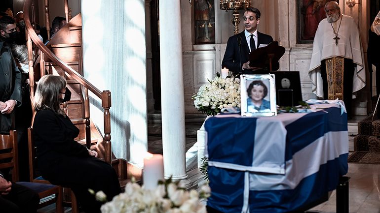 Το «τελευταίο αντίο» στη Μαριέττα Γιαννάκου