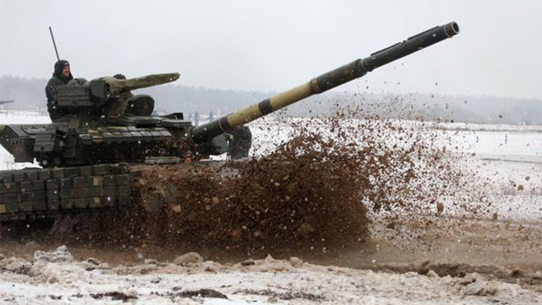 Ρωσικά τανκς στους δρόμους της Χερσώνας – Δείτε το βίντεο