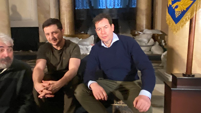 Ο Βολοντίμιρ Ζελένσκι έδωσε συνέντευξη από καταφύγιο