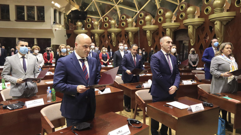 Βόρεια Μακεδονία: Η Βουλή ενέκρινε ψήφισμα με το οποίο καταδικάζεται η ρωσική επίθεση κατά της Ουκρανίας