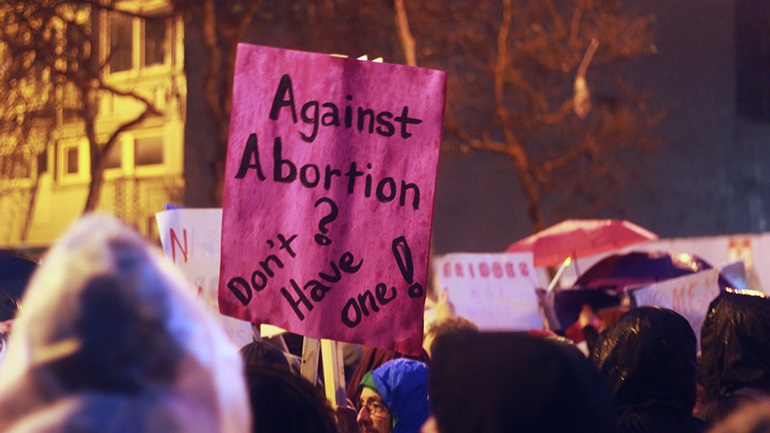 ΗΠΑ: Εγκρίθηκε και από τη Γερουσία της Φλόριντα το ν/σ για την απαγόρευση των αμβλώσεων μετά τη 15η εβδομάδα της κύησης