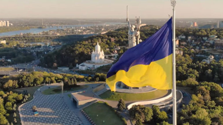 Γνωρίστε την ομορφιά του Κιέβου, σε ειρηνικές εποχές, από ψηλά