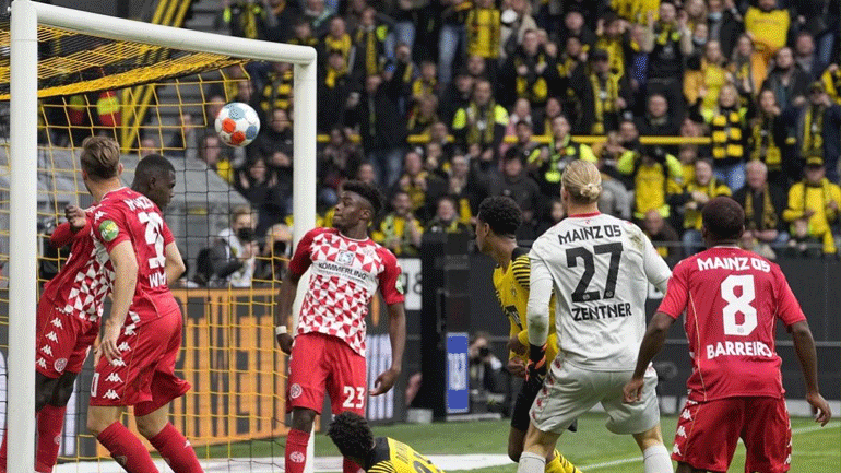 Γερμανία: Αναβλήθηκε το Μάιντς-Ντόρτμουντ