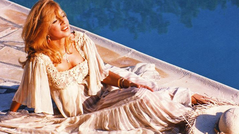 Πασίγνωστος Έλληνας σχεδιαστής για την Αλίκη Βουγιουκλάκη: «Δεν με πλήρωσε ποτέ, δεν την έντυσα ξανά»