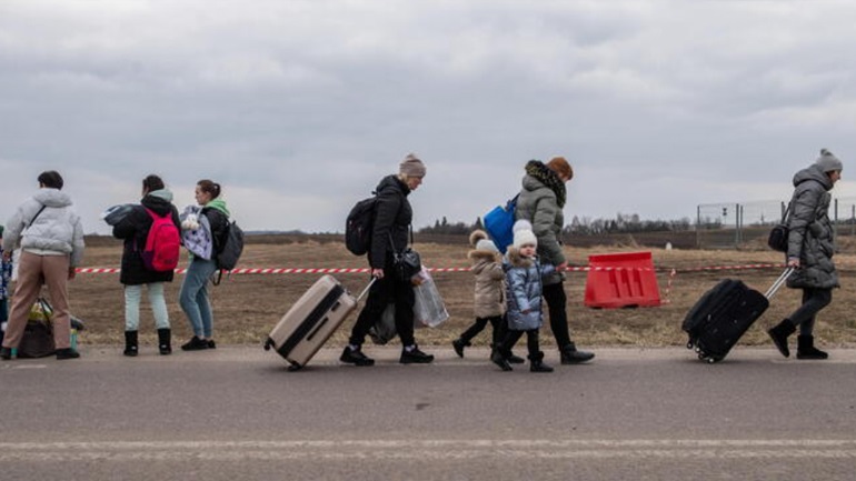 Διακόπηκε η απομάκρυνση αμάχων από τη Μαριούπολη- Διαπραγματεύσεις για κατάπαυση του πυρός