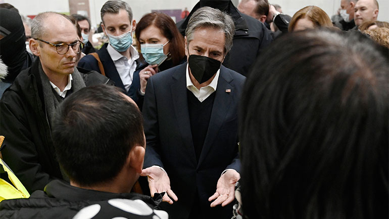 Μπλίνκεν: Στην Πολωνία για τους πρόσφυγες από την Ουκρανία – Συνομιλία με τον ομόλογό του της Κίνας