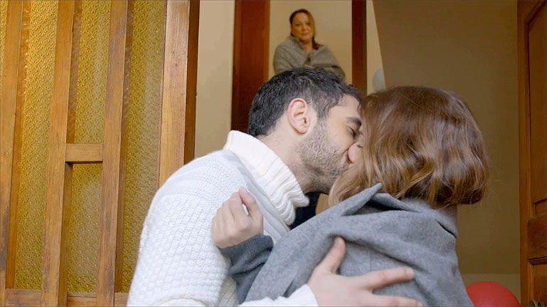 «Σε ξένα χέρια»: Ο Φεγκούδης αποφασίζει να κάνει τεστ dna στον Μπάμπη