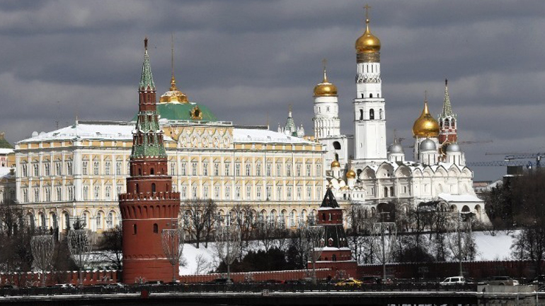 Η ρωσική Κεντρική Τράπεζα θέτει ανώτατο όριο 5.000 στις μεταβιβάσεις χρημάτων ιδιωτών στο εξωτερικό