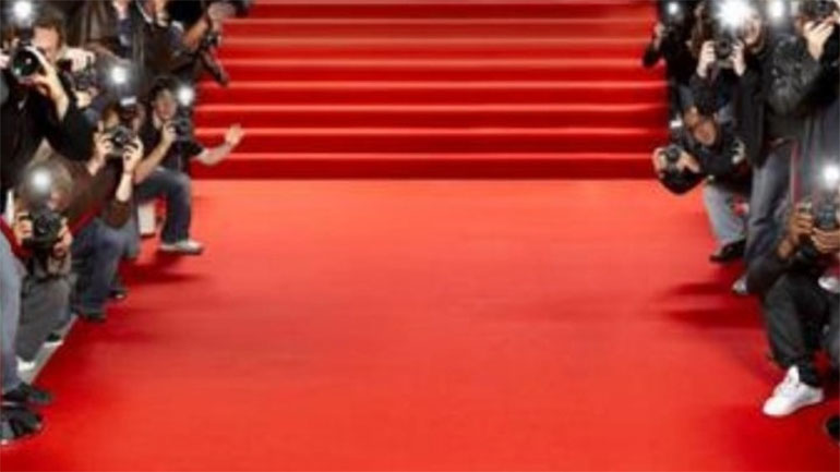 Το Διεθνές Φεστιβάλ Κινηματογράφου του Τορόντο ακυρώνει τη συμμετοχή ομάδων που υποστηρίζονται από τη Ρωσία