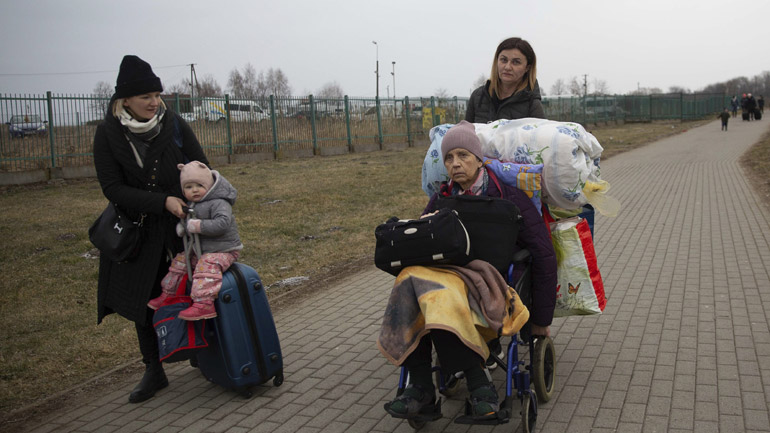 Η Γερμανία θα υποδεχθεί πρόσφυγες από την Ουκρανία ανεξαρτήτως εθνικότητας