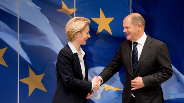 Συνάντηση Σολτς – Φον ντε Λάιεν με θέμα την εισβολή στην Ουκρανία