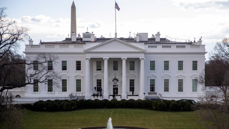 Ο Λευκός Οίκος καταδικάζει τον νέο ρωσικό νόμο για τα ΜΜΕ