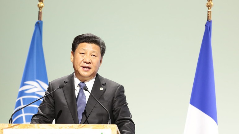 Με τον πρόεδρο της Κίνας Σι Τζινπίνγκ θα επικοινωνήσει την Τρίτη ο Μακρόν και ο Σολτς