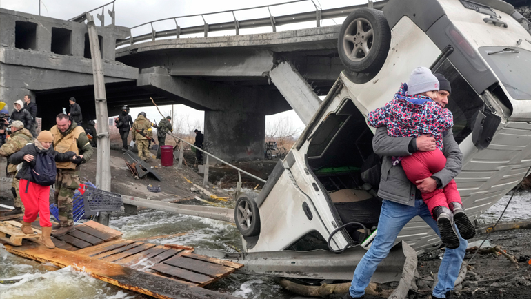 Ουκρανία: Περίπου 2.000 άμαχοι έχουν απομακρυνθεί από την πόλη Ιρπίν