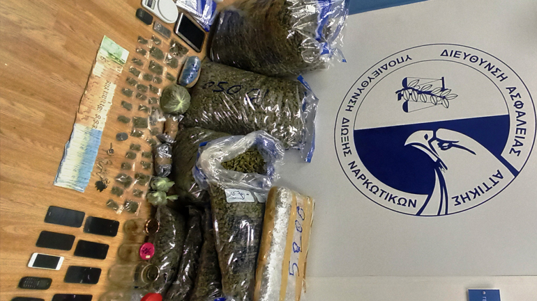  Συνελήφθη ζευγάρι που πουλούσε ναρκωτικά για το «αφεντικό» 