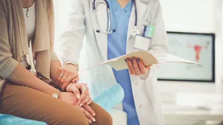 Τι πρέπει να  ξέρετε για την πρόωρη εμμηνόπαυση και τη θεραπεία υποκατάστασης