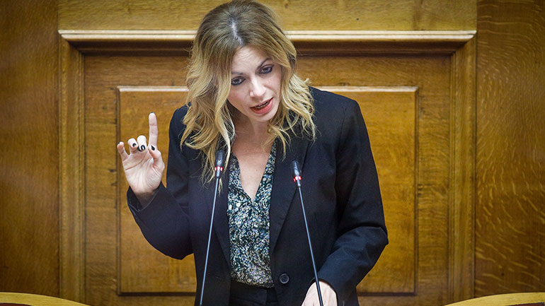 Ανεξαρτητοποιήθηκε η βουλευτής του ΜέΡΑ25 Αγγελική Αδαμοπούλου