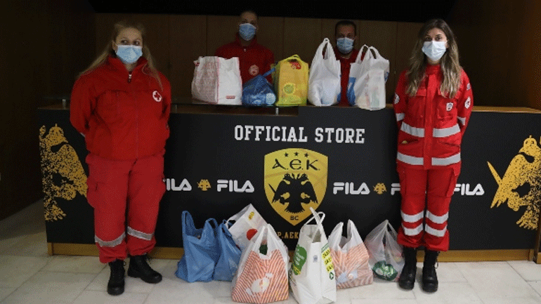 Μπάσκετ: Ηχηρό αντιπολεμικό μήνυμα και στήριξη στην ανθρωπιστική βοήθεια του Ερυθρού Σταυρού από τον ΕΣΑΚΕ