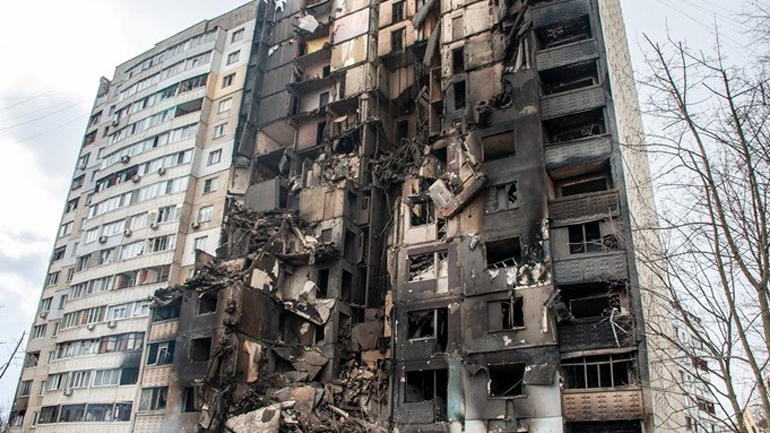 Ουκρανία: Noσοκομείο καταστράφηκε από βομβαρδισμό στο Ιζιούμ