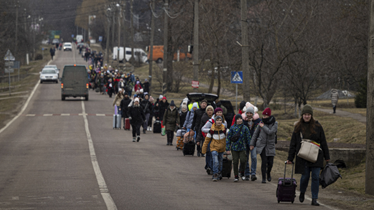 Έφτασαν 457 Ουκρανοί πρόσφυγες την Τρίτη στην Ελλάδα
