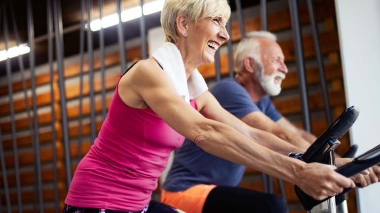 Η σωματική δραστηριότητα μπορεί να προστατεύει τον εγκέφαλό σας καθώς μεγαλώνετε