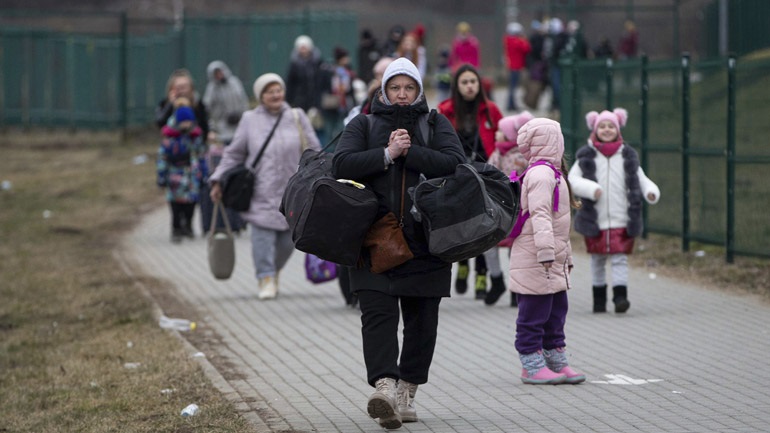 Ουκρανία: Κοντά στα 2,2 εκατ. υπολογίζονται οι πρόσφυγες