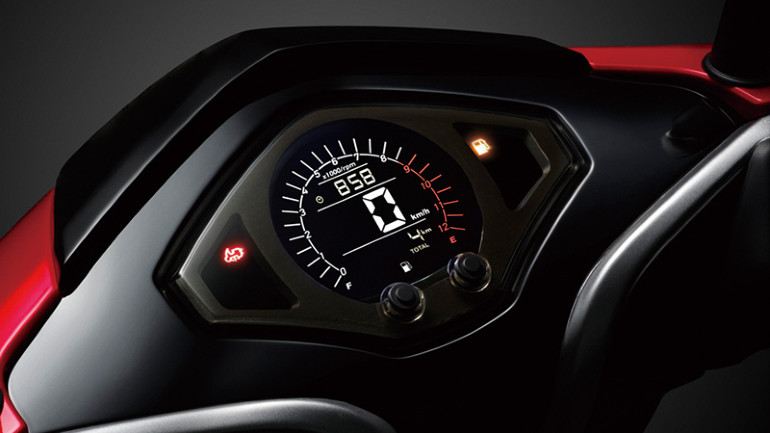 Ψηφιακό όργανο με χρήσιμες πληροφορίες και αυτόματη ρύθμιση φωτεινότητας.