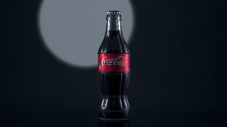 Coca-Cola και PepsiCo αναστέλλουν τις πωλήσεις αναψυκτικών στη Ρωσία