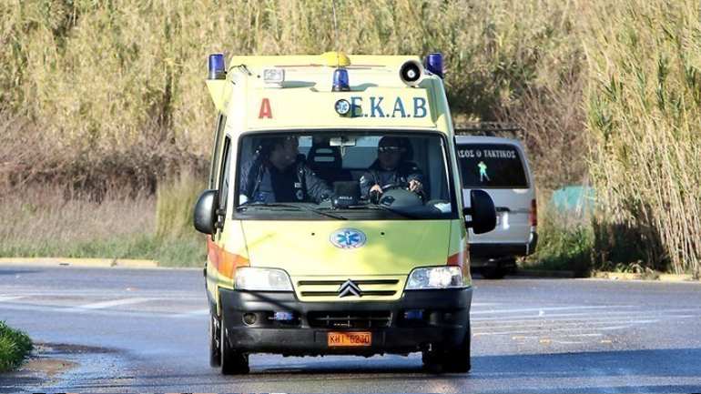 Πάτρα: Χωρίς τις αισθήσεις της εντοπίστηκε μία ηλικιωμένη κατά τη διάρκεια κατάσβεσης φωτιάς σε διαμέρισμα