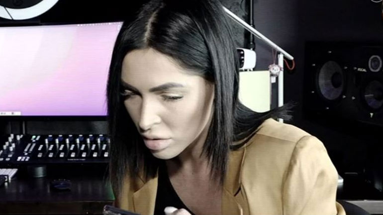 Ξένια των Rec: Η συνομιλία με τη μητέρα της στην Ουκρανία λίγο πριν τους βομβαρδισμούς