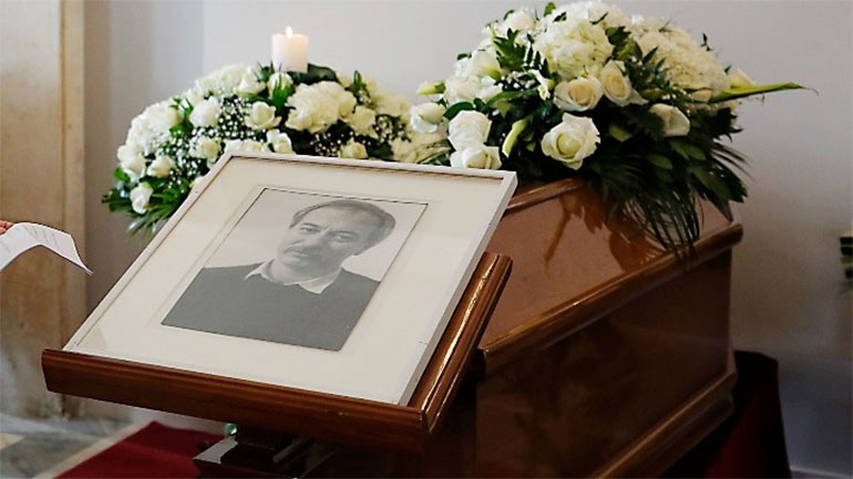 Το τελευταίο αντίο στον Χρόνη Μπότσογλου