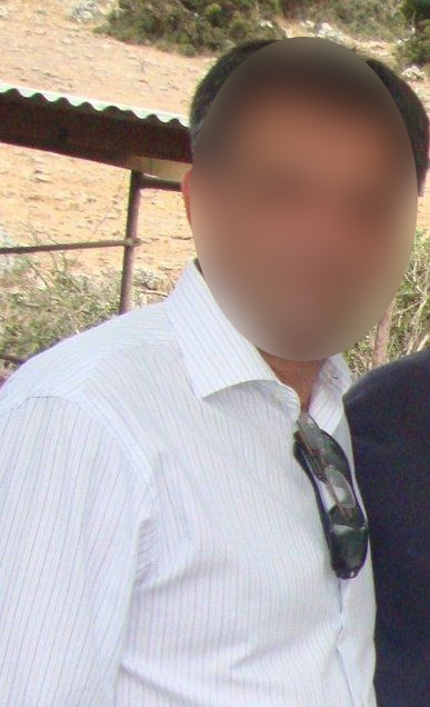 Αυτός είναι ο Τσοπάνος της Αράχωβας, πρόσωπο εμπιστοσύνης της οικογένειας Λεβέντη