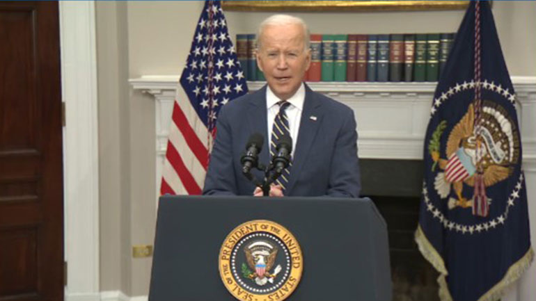 Μπάιντεν: Αν η Ρωσία κάνει χρήση χημικών, θα πληρώσει βαρύ κόστος – Συνομιλία με Ζελένσκι