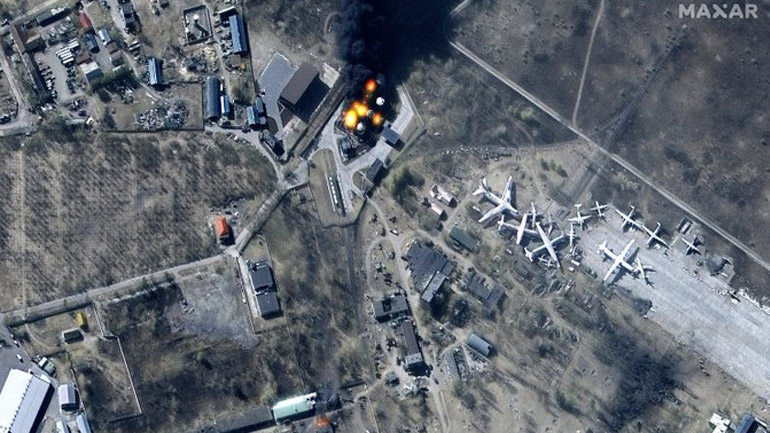 Δορυφορικές φωτογραφίες δείχνουν ανάπτυξη ρωσικών στρατευμάτων στα περίχωρα του Κιέβου