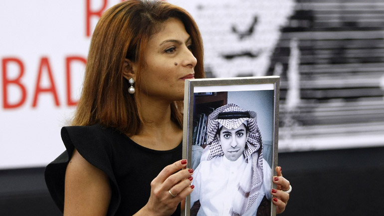 Σαουδική Αραβία: Αποφυλακίστηκε μετά από 10 χρόνια μπλόγκερ και ακτιβιστής
